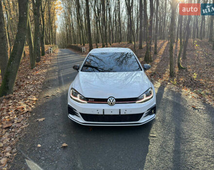 Белый Фольксваген Гольф, объемом двигателя 1.98 л и пробегом 95 тыс. км за 26900 $, фото 2 на Automoto.ua
