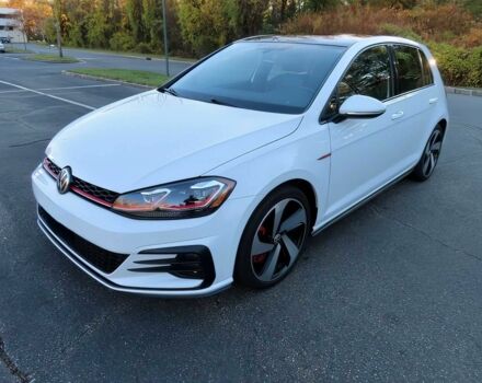 Белый Фольксваген Гольф, объемом двигателя 2 л и пробегом 33 тыс. км за 9900 $, фото 2 на Automoto.ua