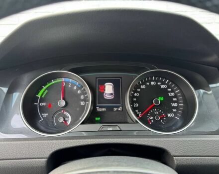 Белый Фольксваген Гольф, объемом двигателя 0 л и пробегом 102 тыс. км за 12200 $, фото 13 на Automoto.ua