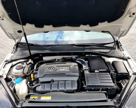 Белый Фольксваген Гольф, объемом двигателя 1.99 л и пробегом 111 тыс. км за 30000 $, фото 19 на Automoto.ua