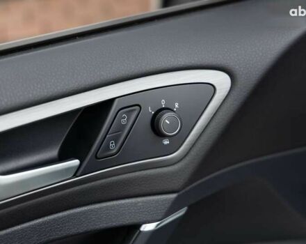 Білий Фольксваген Гольф, об'ємом двигуна 2 л та пробігом 270 тис. км за 15350 $, фото 13 на Automoto.ua