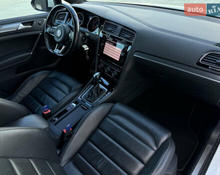 Білий Фольксваген Гольф, об'ємом двигуна 1.97 л та пробігом 206 тис. км за 20999 $, фото 26 на Automoto.ua