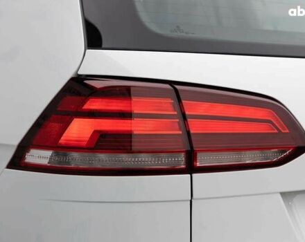 Білий Фольксваген Гольф, об'ємом двигуна 2 л та пробігом 270 тис. км за 15350 $, фото 7 на Automoto.ua