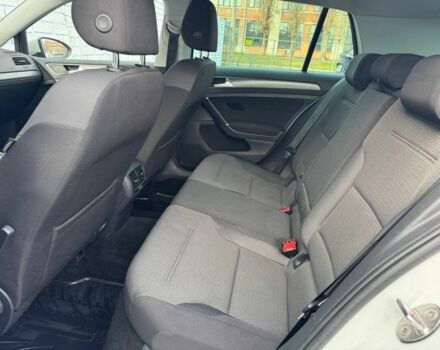 Белый Фольксваген Гольф, объемом двигателя 0 л и пробегом 102 тыс. км за 12200 $, фото 14 на Automoto.ua