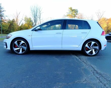 Белый Фольксваген Гольф, объемом двигателя 2 л и пробегом 33 тыс. км за 9900 $, фото 3 на Automoto.ua