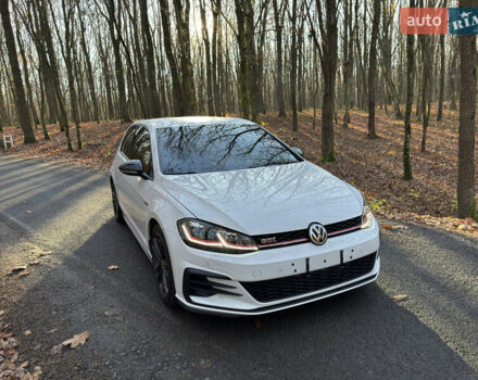 Белый Фольксваген Гольф, объемом двигателя 1.98 л и пробегом 95 тыс. км за 26900 $, фото 1 на Automoto.ua