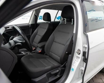 Білий Фольксваген Гольф, об'ємом двигуна 2 л та пробігом 270 тис. км за 15350 $, фото 14 на Automoto.ua