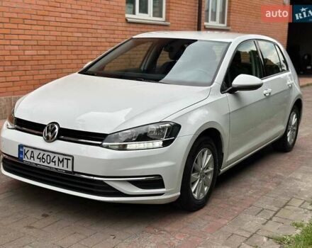 Білий Фольксваген Гольф, об'ємом двигуна 1.4 л та пробігом 95 тис. км за 15700 $, фото 5 на Automoto.ua