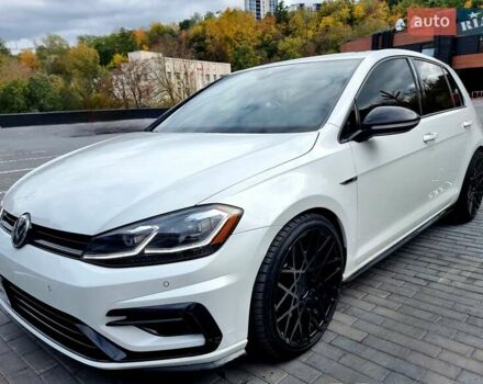Белый Фольксваген Гольф, объемом двигателя 1.99 л и пробегом 111 тыс. км за 30000 $, фото 1 на Automoto.ua