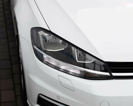 Білий Фольксваген Гольф, об'ємом двигуна 2 л та пробігом 270 тис. км за 15350 $, фото 5 на Automoto.ua