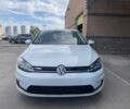 Белый Фольксваген Гольф, объемом двигателя 0 л и пробегом 43 тыс. км за 6000 $, фото 1 на Automoto.ua