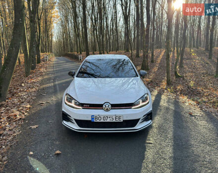 Белый Фольксваген Гольф, объемом двигателя 1.98 л и пробегом 95 тыс. км за 26900 $, фото 4 на Automoto.ua