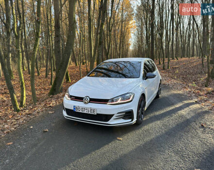 Белый Фольксваген Гольф, объемом двигателя 1.98 л и пробегом 95 тыс. км за 26900 $, фото 3 на Automoto.ua