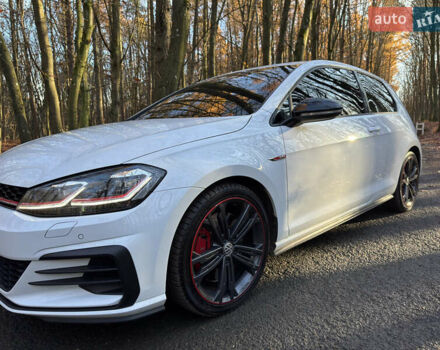 Белый Фольксваген Гольф, объемом двигателя 1.98 л и пробегом 95 тыс. км за 26900 $, фото 6 на Automoto.ua