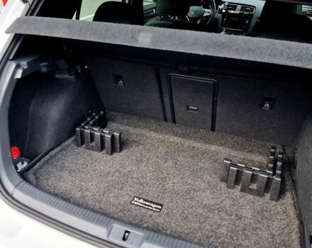 Белый Фольксваген Гольф, объемом двигателя 1.99 л и пробегом 111 тыс. км за 30000 $, фото 10 на Automoto.ua