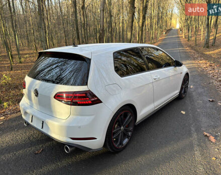 Белый Фольксваген Гольф, объемом двигателя 1.98 л и пробегом 95 тыс. км за 26900 $, фото 9 на Automoto.ua