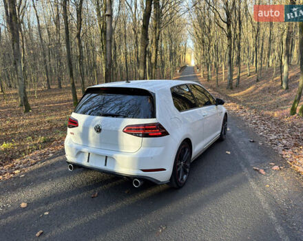 Белый Фольксваген Гольф, объемом двигателя 1.98 л и пробегом 95 тыс. км за 26900 $, фото 5 на Automoto.ua