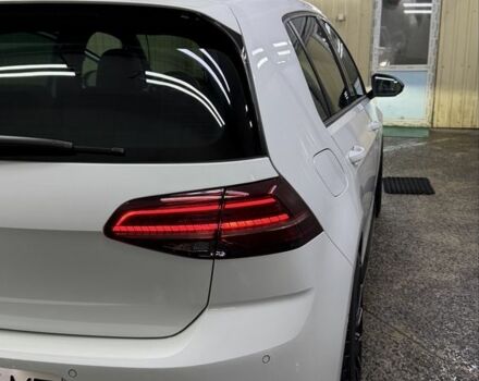 Белый Фольксваген Гольф, объемом двигателя 2 л и пробегом 83 тыс. км за 28200 $, фото 13 на Automoto.ua