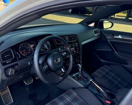 Білий Фольксваген Гольф, об'ємом двигуна 2 л та пробігом 98 тис. км за 17500 $, фото 11 на Automoto.ua