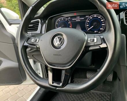 Білий Фольксваген Гольф, об'ємом двигуна 1.4 л та пробігом 93 тис. км за 18888 $, фото 37 на Automoto.ua