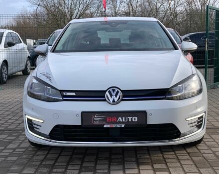 Белый Фольксваген Гольф, объемом двигателя 0 л и пробегом 73 тыс. км за 13955 $, фото 1 на Automoto.ua