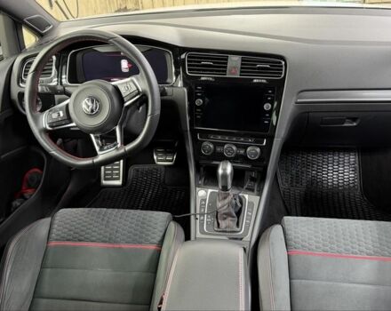 Белый Фольксваген Гольф, объемом двигателя 2 л и пробегом 83 тыс. км за 28200 $, фото 14 на Automoto.ua