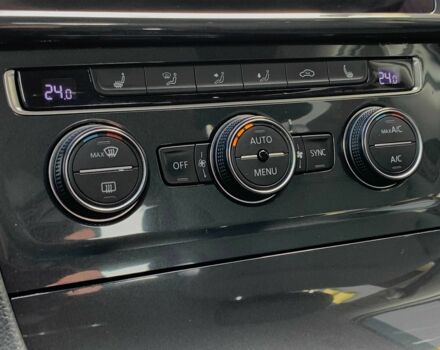 Белый Фольксваген Гольф, объемом двигателя 0 л и пробегом 73 тыс. км за 13955 $, фото 20 на Automoto.ua