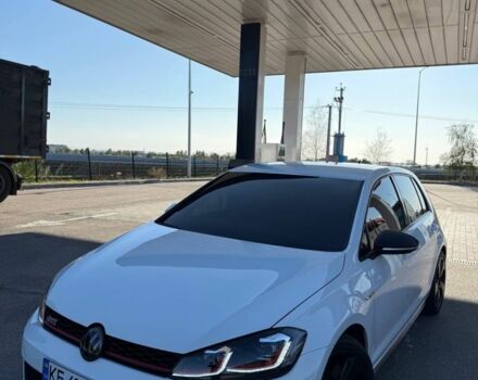 Білий Фольксваген Гольф, об'ємом двигуна 2 л та пробігом 98 тис. км за 17500 $, фото 4 на Automoto.ua