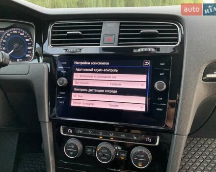 Білий Фольксваген Гольф, об'ємом двигуна 1.4 л та пробігом 93 тис. км за 18888 $, фото 42 на Automoto.ua