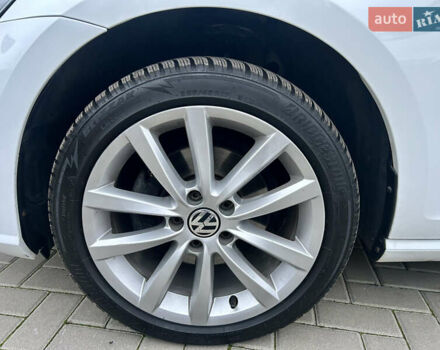 Білий Фольксваген Гольф, об'ємом двигуна 1.4 л та пробігом 87 тис. км за 16500 $, фото 9 на Automoto.ua