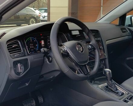 Белый Фольксваген Гольф, объемом двигателя 0 л и пробегом 73 тыс. км за 13955 $, фото 9 на Automoto.ua