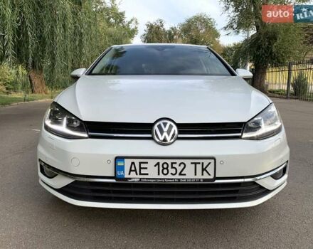 Білий Фольксваген Гольф, об'ємом двигуна 1.4 л та пробігом 93 тис. км за 18888 $, фото 2 на Automoto.ua