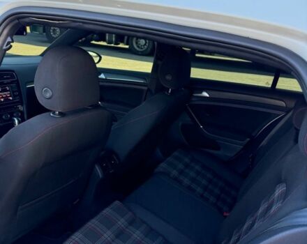 Білий Фольксваген Гольф, об'ємом двигуна 2 л та пробігом 98 тис. км за 17500 $, фото 10 на Automoto.ua