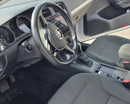 Белый Фольксваген Гольф, объемом двигателя 0 л и пробегом 97 тыс. км за 14400 $, фото 5 на Automoto.ua