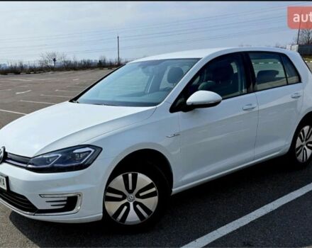 Белый Фольксваген Гольф, объемом двигателя 0 л и пробегом 97 тыс. км за 14400 $, фото 7 на Automoto.ua