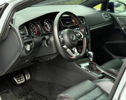 Белый Фольксваген Гольф, объемом двигателя 2 л и пробегом 39 тыс. км за 18700 $, фото 7 на Automoto.ua