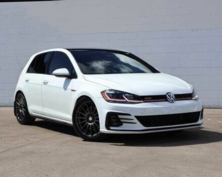 Белый Фольксваген Гольф, объемом двигателя 2 л и пробегом 42 тыс. км за 3250 $, фото 2 на Automoto.ua