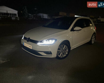 Белый Фольксваген Гольф, объемом двигателя 1.4 л и пробегом 68 тыс. км за 16200 $, фото 3 на Automoto.ua