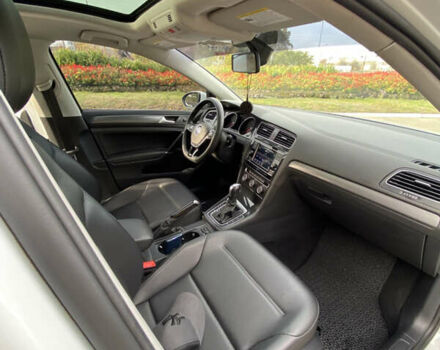 Белый Фольксваген Гольф, объемом двигателя 1.4 л и пробегом 68 тыс. км за 16200 $, фото 23 на Automoto.ua