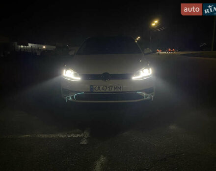 Белый Фольксваген Гольф, объемом двигателя 1.4 л и пробегом 68 тыс. км за 16200 $, фото 2 на Automoto.ua