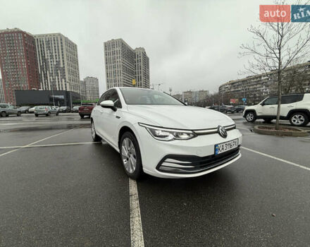 Белый Фольксваген Гольф, объемом двигателя 1.4 л и пробегом 18 тыс. км за 24950 $, фото 2 на Automoto.ua