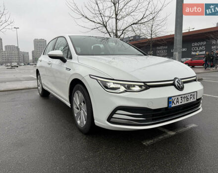 Белый Фольксваген Гольф, объемом двигателя 1.4 л и пробегом 18 тыс. км за 24950 $, фото 6 на Automoto.ua