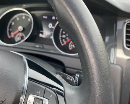 Белый Фольксваген Гольф, объемом двигателя 1.4 л и пробегом 68 тыс. км за 16200 $, фото 7 на Automoto.ua