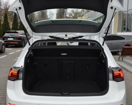 Белый Фольксваген Гольф, объемом двигателя 1.6 л и пробегом 8 тыс. км за 23000 $, фото 4 на Automoto.ua