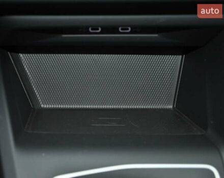 Белый Фольксваген Гольф, объемом двигателя 1.6 л и пробегом 8 тыс. км за 23000 $, фото 40 на Automoto.ua