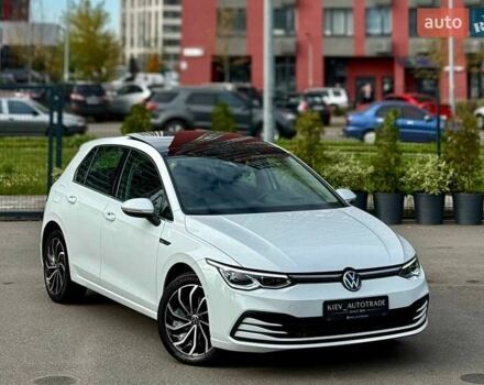 Белый Фольксваген Гольф, объемом двигателя 2 л и пробегом 34 тыс. км за 28500 $, фото 1 на Automoto.ua