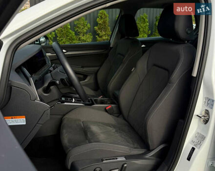 Белый Фольксваген Гольф, объемом двигателя 2 л и пробегом 34 тыс. км за 28500 $, фото 33 на Automoto.ua