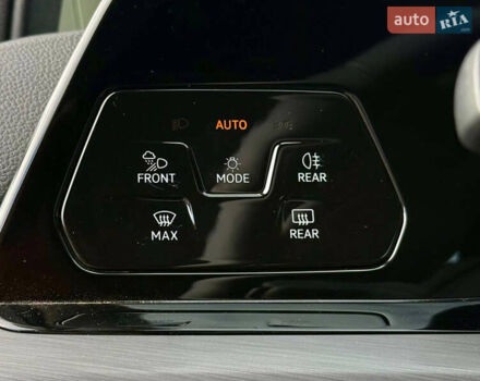 Белый Фольксваген Гольф, объемом двигателя 2 л и пробегом 34 тыс. км за 28500 $, фото 24 на Automoto.ua