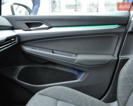 Белый Фольксваген Гольф, объемом двигателя 1.6 л и пробегом 8 тыс. км за 23000 $, фото 44 на Automoto.ua