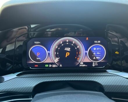 Білий Фольксваген Гольф, об'ємом двигуна 2 л та пробігом 40 тис. км за 50000 $, фото 6 на Automoto.ua